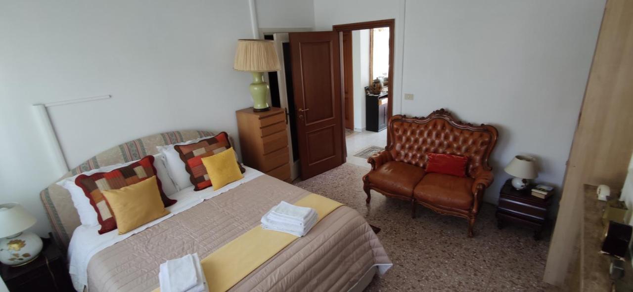 La Badia Del Cavaliere 2 Hotel Рим Екстериор снимка